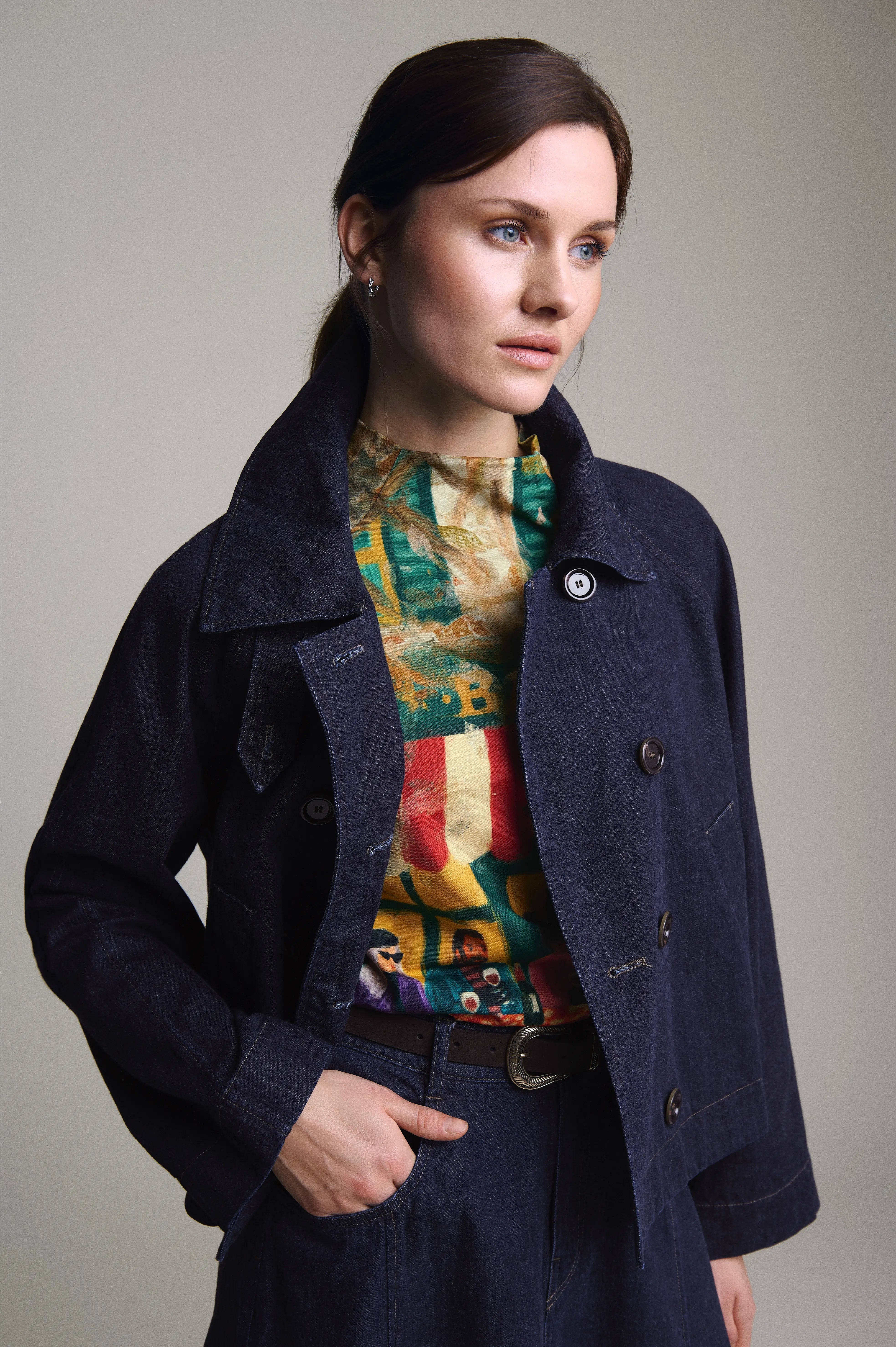 Kurze Jeansjacke VON&ZU